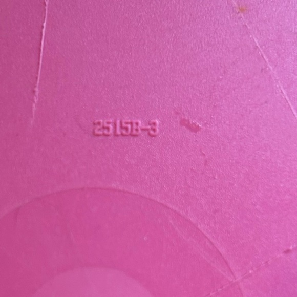 Tupperware Lid Replacement Lid Pink 2515B-3 9” Z Butterfly Tab Read Details - Picture 4 of 5